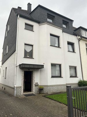 3-Zimmer-Dachgeschoßwohnung mit Balkon in Mülheim-Styrum