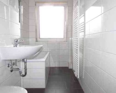 Gemütliche 2-Zi.-Whg. mit sonnigem  Balkon in HlH Wassermangel