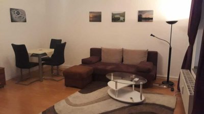 Ruhig und doch zentral:  2-Zimmer-Wohnung mit Balkon in Zollstock, Köln