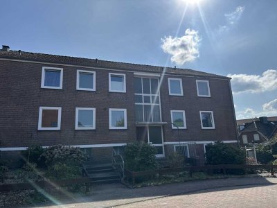 Gut geschnittene 1-Zimmer-Wohnung in Sackgassenlage in Rönneburg mit Balkon und Keller