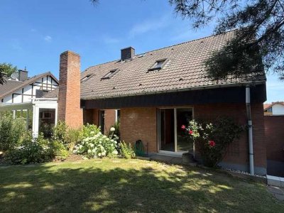 Familienfreundliches Einfamilienhaus mit Wintergarten und Kamin