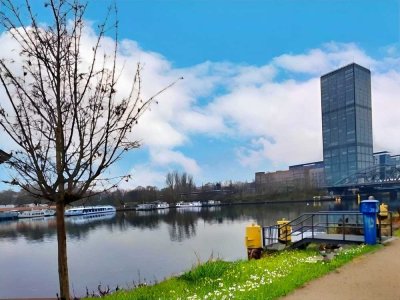 Freie 2-Zimmer-Wohnung  -  Baujahr 2015  -  50 m vom Stralauer Spreeufer