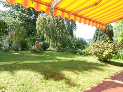 Attraktive 4-Zimmer-Terrassenwohnung mit gehobener Innenausstattung mit EBK in Gernsbach-Scheuern