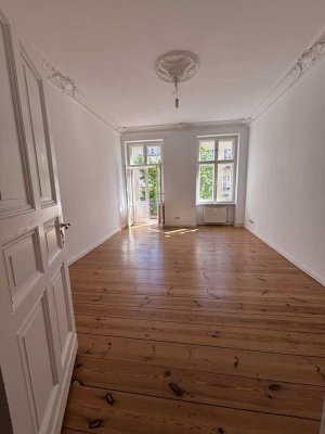 **PROVISIONSFREI** 5-Zi-Wohnung mit Balkon in Schöneberg, sofort bezugsfrei