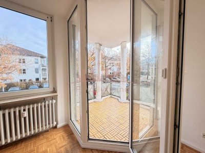 Bezugsfreie helle Wohnung mit Balkon in Berlin-Rudow