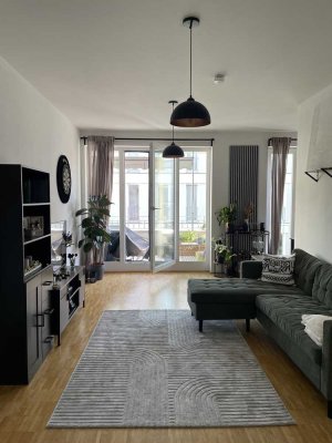 Geschmackvolle 2-Raum-Wohnung mit Balkon und Einbauküche in Potsdam