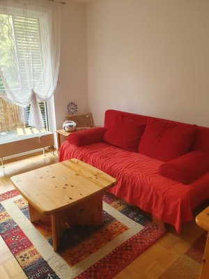 Geräumige ruhige 1-Zimmerwohnung mit EBK in zentraler Lage in Regensburg