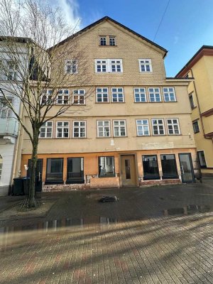 Wohn- und Geschäftshaus *** 2 Gewerbeeinheiten *** 4 Wohnungen *** Fußgängerzone ***