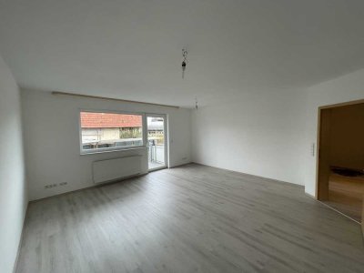 Neuwertige 2-Raum-Wohnung mit Balkon und Einbauküche in Forst 70qm