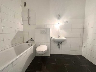 Zum Einzug bereit - Günstige Wohnung mit WBS (2 Personen nötig)