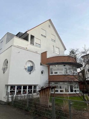 Gemütliche 3-Zimmer Dachgeschoss-Wohnung in zentraler Lage von Esslingen