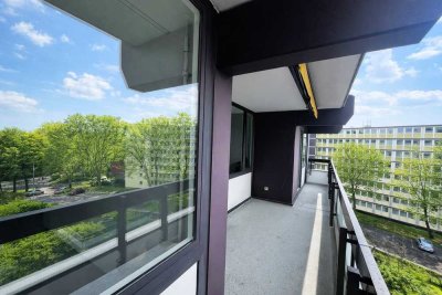 Attraktive 3-Zimmer Wohnung im 5. OG mit Balkon in Köln-Riehl