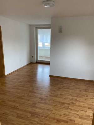 2,5-Zimmer-Wohnung mit Balkon und EBK in Groß Köris