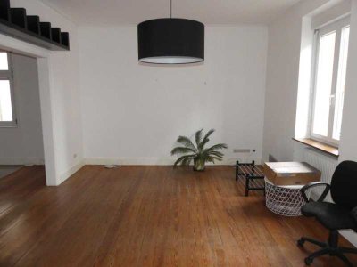 Esslingen-Zentrum: Ruhig gelegene 3,5-Zimmer Wohnung