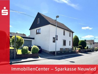 Großzügiges Einfamilienhaus mit zusätzlichem Baugrundstück