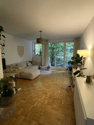 Moderne 2-Zimmer-Wohnung mit Balkon und Einbauküche in Weisenau