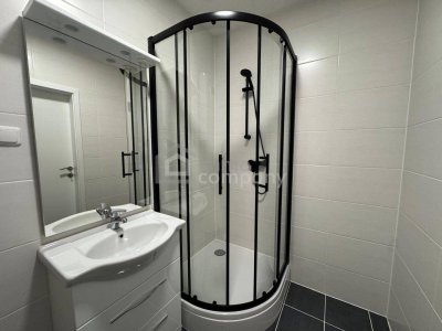 Erstbezug nach Renovierung – Moderne 2-Zimmer-Wohnung mit Loggia und Garage in Niklasdorf