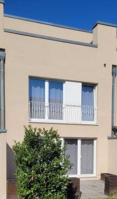 Modernes Reihenmittelhaus mit Passivhausstandard (Enerieeffizienz A+) im zero:e Park in Hannover