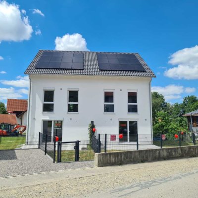 Münchner Pendler aufgepasst! Bezugsfertige KfW40 Doppelhaushälfte in Scheuring bei Landsberg