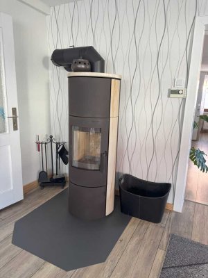 Viel Platz in einer gepflegten Immobilie mit Doppelgarage, Sauna, Scheune und viel Platz