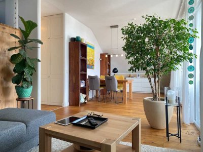 Traumhaft schöne DG-Wohnung mit Penthouse Flair - Ideal für Singles und Paare
