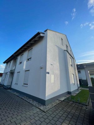 4-Zimmer Dachgeschosswohnung mit großer Loggia in Ergolding