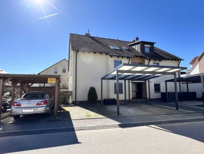 ***Top 3-Zimmer-Erdgeschoss-Wohnung*** mit Gartenanteil, Garage und Carport