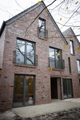 01.03.2026 Modernes, gemütliches Reihenmittelhaus vor Oldenburg - KfW 40 Standard,  Garten, 6 Zimmer