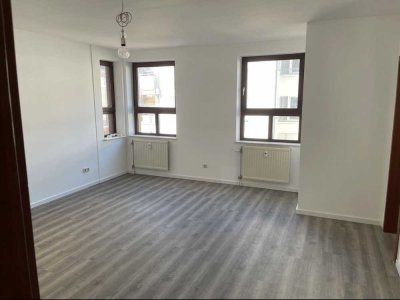 Erstbezug nach Sanierung:  1,5-Zimmer-Wohnung in Neuss