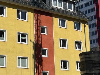 3-Raum-Wohnung mit Balkon in Köln Neuehrenfeld