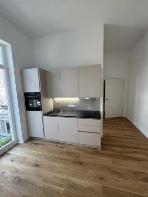 *Erstbezug//Sanierung* exklusive Altbauwohnung mit Balkon
