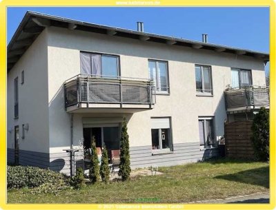Kurzfristig bezugsfrei : ruhige Erdgeschosswohnung mit kleiner Terrasse