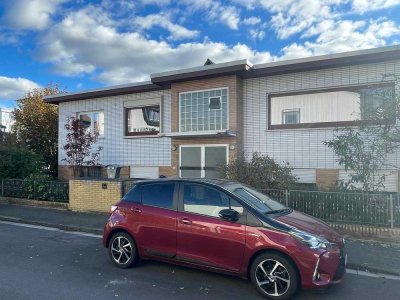 Einfamilienhaus in Bergen-Enkheim mit Blick ins Grüne
