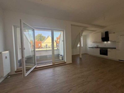 3-RM. NEW-BUILD TOP FLOOR (2024): TERRACE + FITTED KITCHEN (DISHWASHER) – NO ELEVATOR – VIDEO!