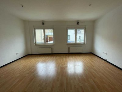 1-Zimmer-Wohnung mit Einbauküche in Plankstadt