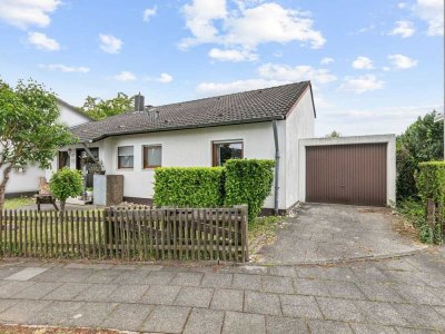 Charmantes Reihenendhaus mit Garten und modernem Wohnkomfort in Wesseling-Keldenich