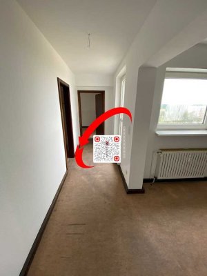 1-Zimmer-Wohnung mit Dachterrasse // DG , Links