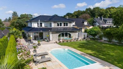 Exklusives Einfamilienhaus, Panoramablick, Pool, teilklimatisiert, Doppelgarage, Top-Zustand