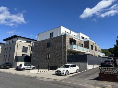 Exklusive 2-Z. Penthouse-Wohnung, PV-Anlage, Wärmepumpe, Wall-Box