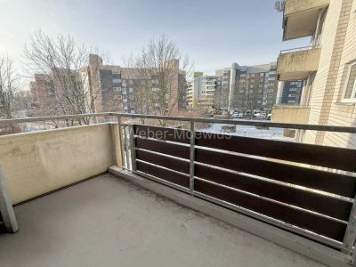Apartment mit überdachtem Balkon zur Gartenseite + TG-Stellplatz in zentraler Lage
