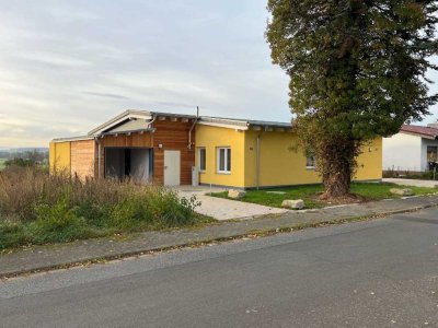 Erstbezug nach Komplettsanierung - Ideal für Senioren / mit Gartenteil!