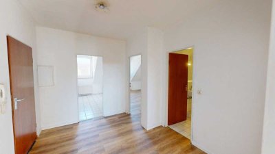 Helle 3 Zimmer mit G-WC und großem Keller