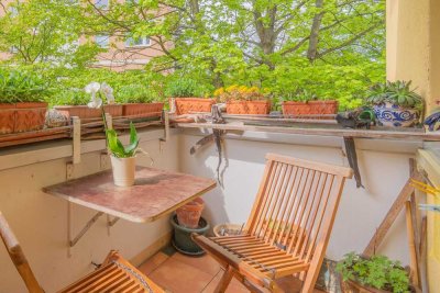 Gleich einziehen / Charmante 1,5-Zimmer-Wohnung  mit großem Wohnzimmer & Balkon