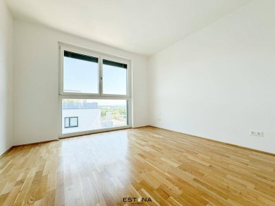 Am schönen Platz - Wohnung mit Freifläche und Kühlung