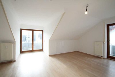 Sonnige 2-ZKB Dachgeschosswohnung