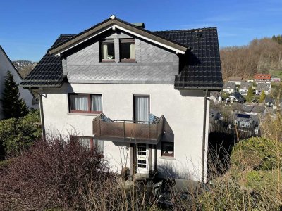 Zweifamilienhaus mit Einliegerwohnung im Keller