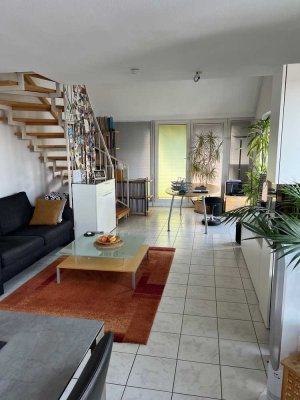 Charmante 1 1/2 Zimmer-Dachgalerie-Wohnung am Fürther Rednitzgrund