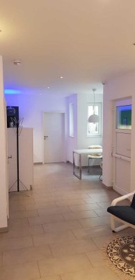 Befristet - Möblierte Einraumwohnung mit Küche in Neubaugebiet