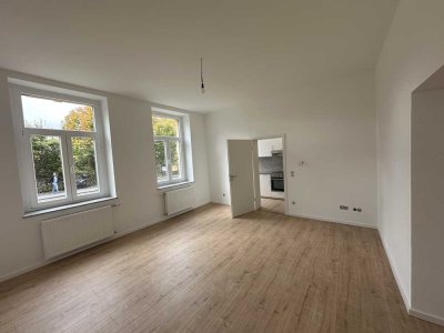 Helle, moderne, kernsanierte 2-ZKB Wohnung + Küche in Bonn-Beuel
