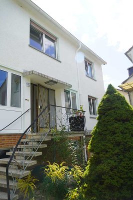 Doppelhaushälfte in toller ruhiger Lage